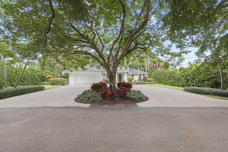 2396 Shore Drive, Palm Beach Gardens FL 33410