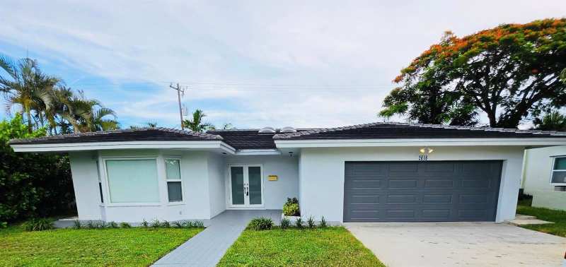 2648 NE 9TH Street, Pompano Beach FL 33062