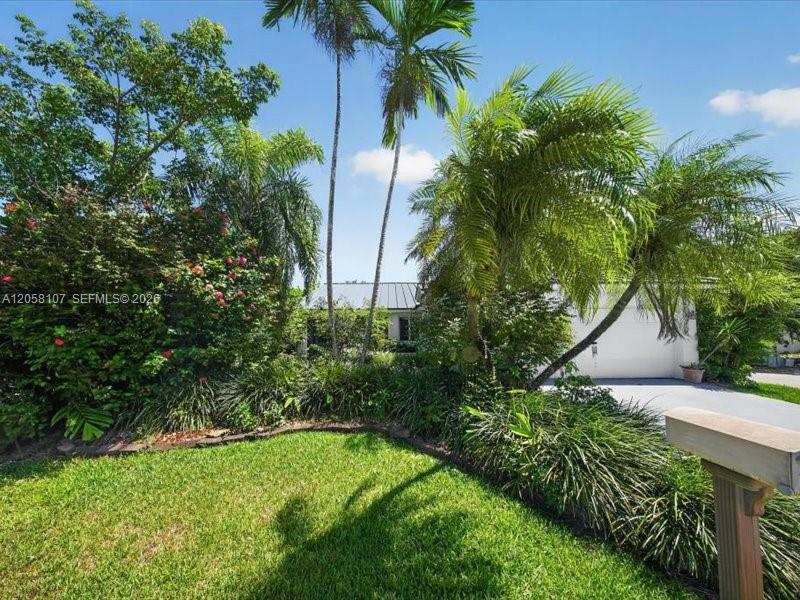8514 SW 209th Ln, Cutler Bay FL 33189
