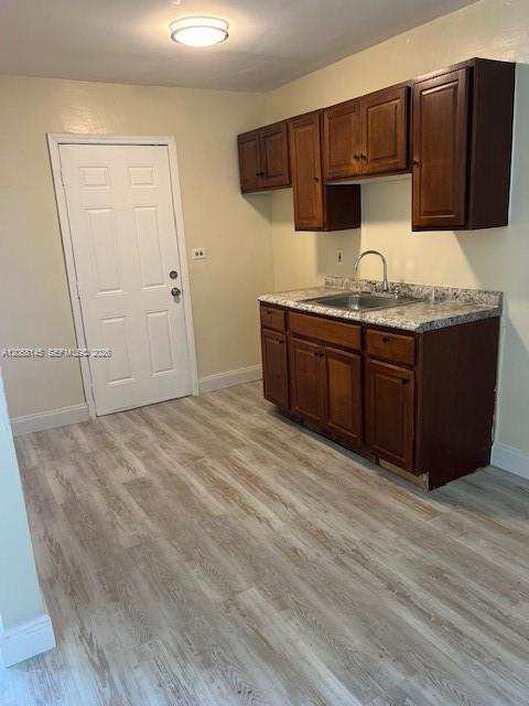 2155 NW 71st St # 2155, Miami FL 33147
