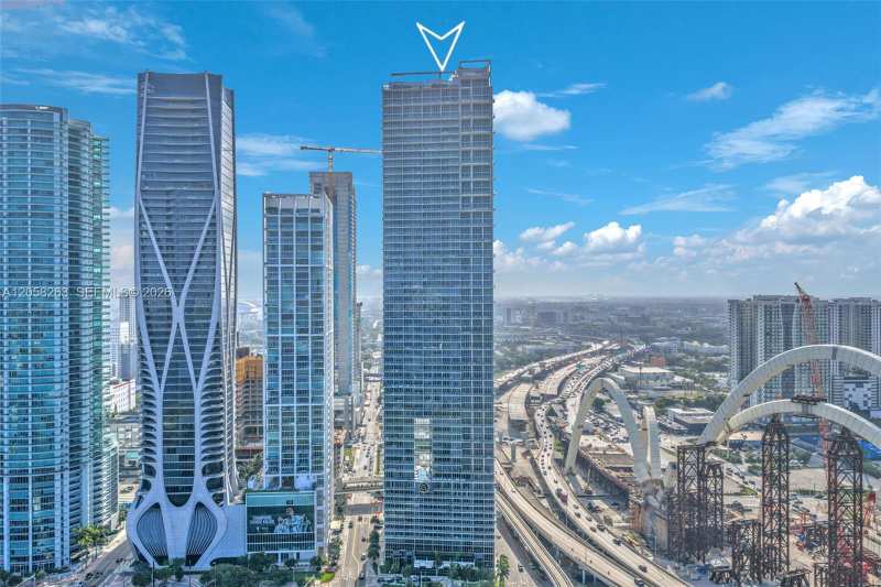 1100 Biscayne Blvd # 4308, Miami FL 33132