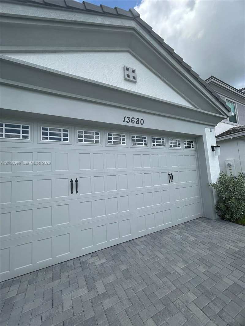 13680 Spruce Pine Dr, Westlake FL 33470