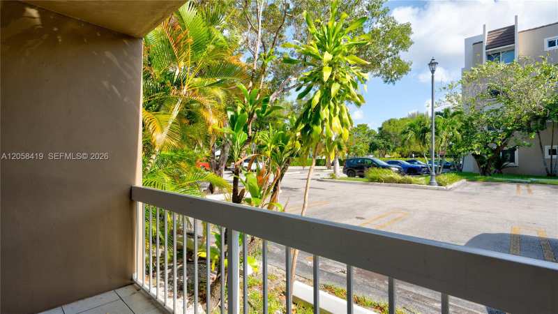 7910 Camino Real # N105, Miami FL 33143