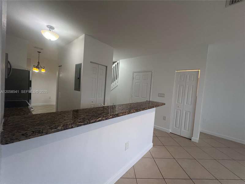 9323 SW 227th St # 5, Cutler Bay FL 33190