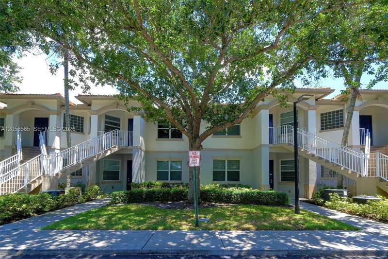 Melrose Apartments