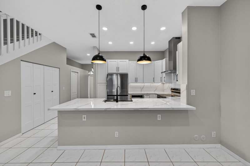 835 NE 17th Way, Fort Lauderdale FL 33304