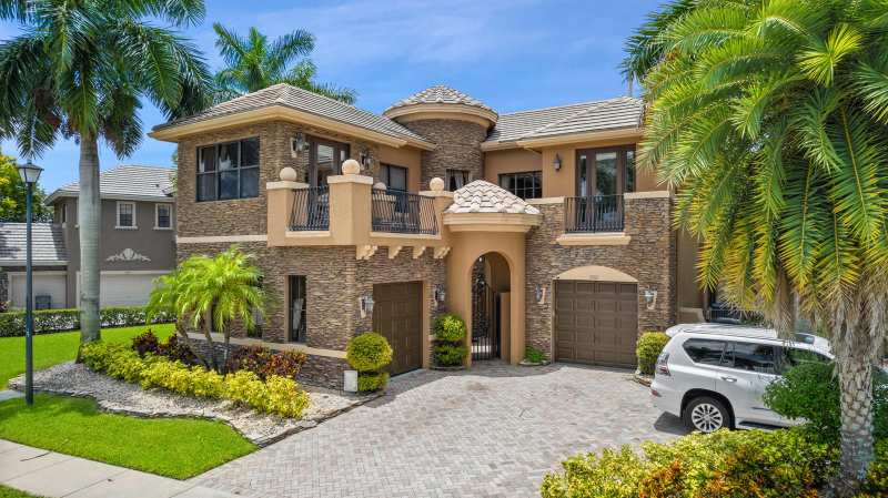 3501 COLLONADE Drive, Wellington FL 33449