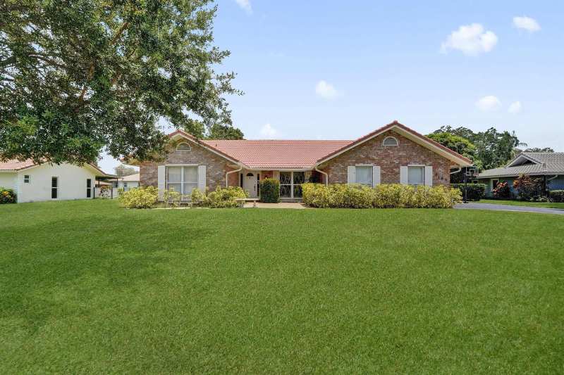 3145 NW 116th Avenue, Coral Springs FL 33065