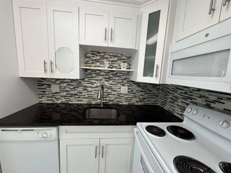 4990 E SABAL PALM Boulevard # 220, Tamarac FL 33319