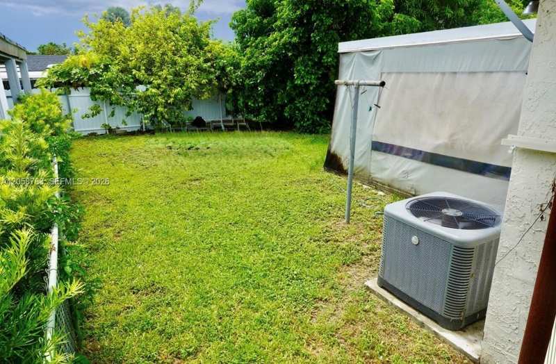 25410 SW 127th Ave, Homestead FL 33032