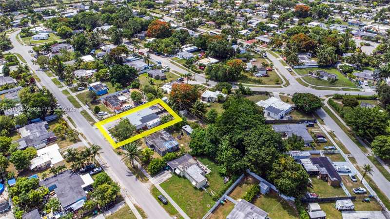 15431 Harding Ln, Homestead FL 33033