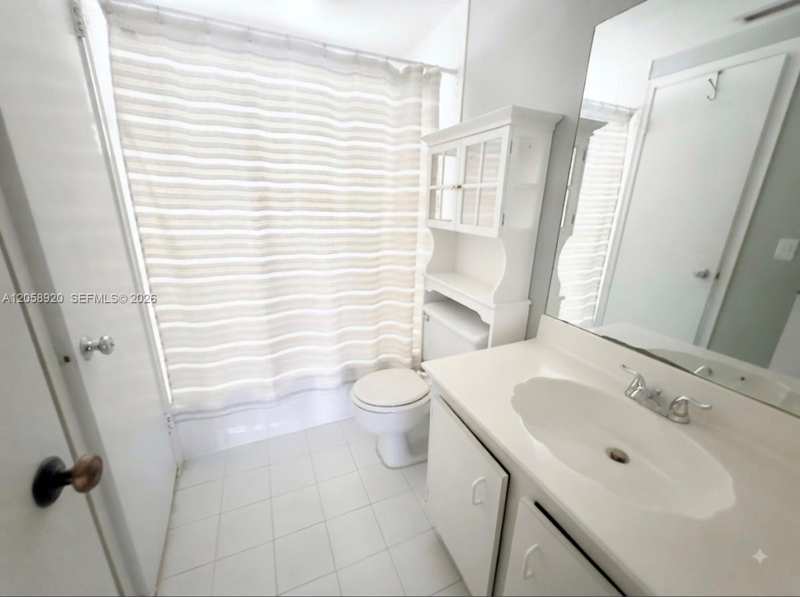7720 Camino Real # 107, Miami FL 33143