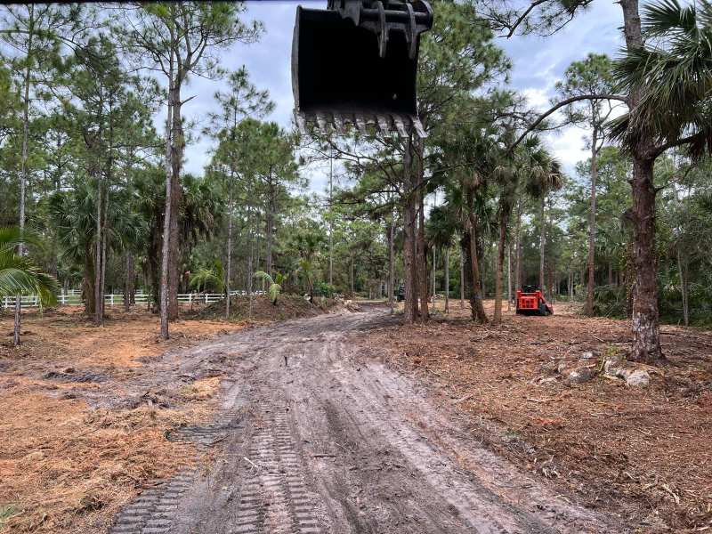 1030 Stallion Drive W, FL 33470