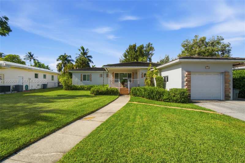 1010 NE 105th St, Miami Shores FL 33138