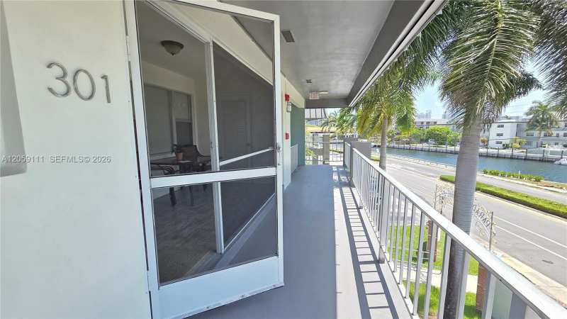 300 Layne Blvd # 301, Hallandale Beach FL 33009