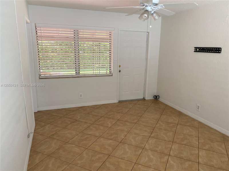 5616 Arthur St, Hollywood FL 33021