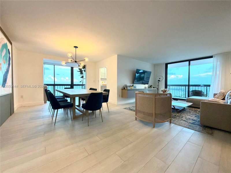 2333 Brickell Ave # 2512, Miami FL 33129