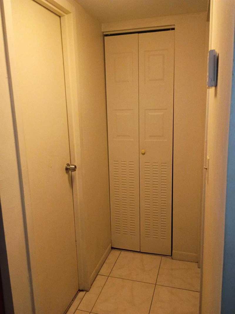 2871 SOMERSET Drive # 311, Lauderdale Lakes FL 33311
