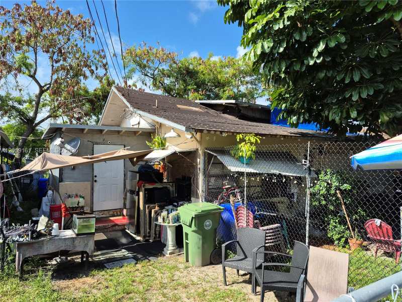353 NE 58th St, Miami FL 33137