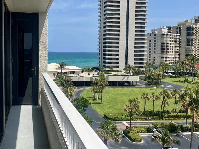 5550 N OCEAN Drive # 6D, Singer Island FL 33404