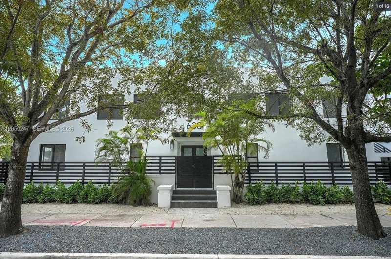 638 SW 21st Ave # 4, Miami FL 33135