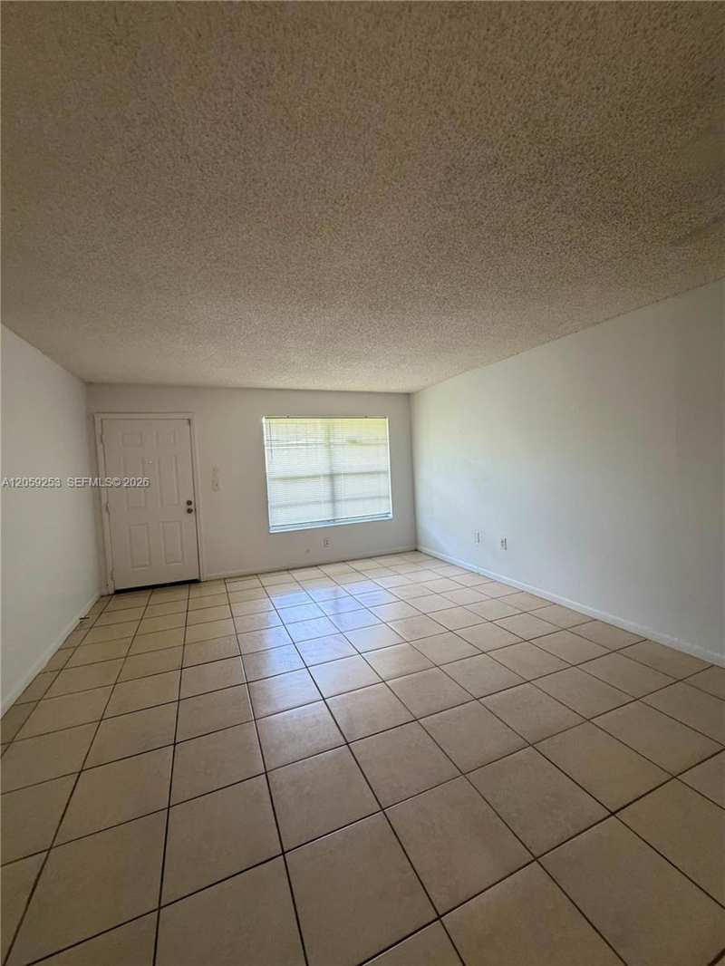 291 NW 177th St # 117, Miami Gardens FL 33169