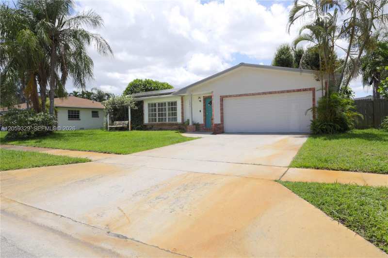 7940 NW 9th St # 7940, Margate FL 33063