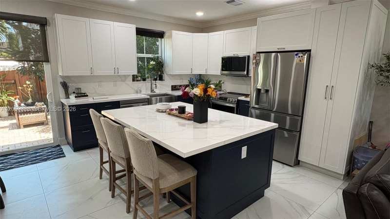 11623 NW 78th St, Doral FL 33178