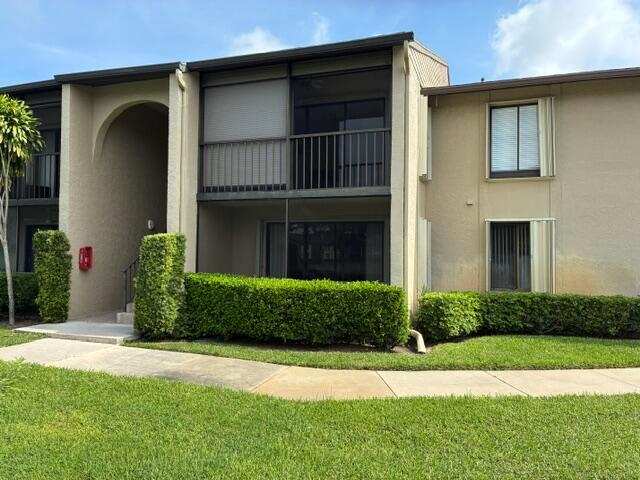 726 SUNNY PINE Way # B1, FL 33415