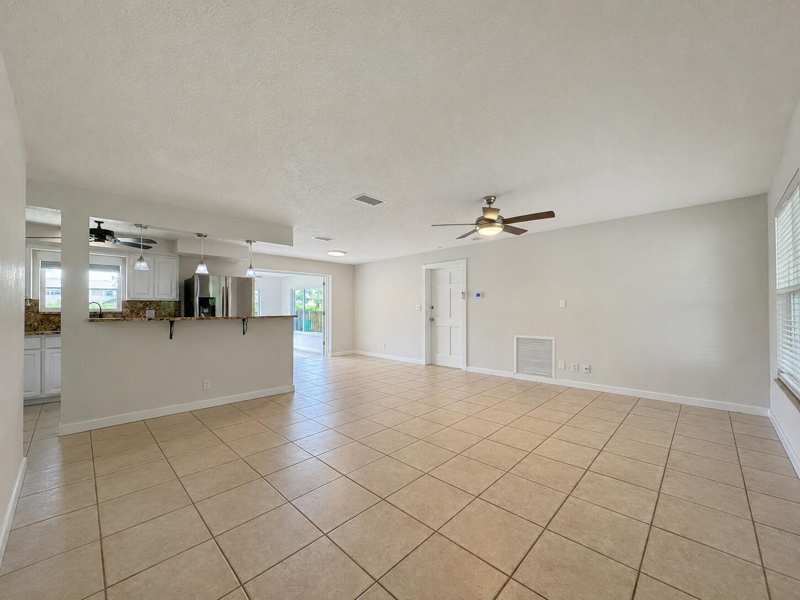 924 SE 8TH Court, Deerfield Beach FL 33441