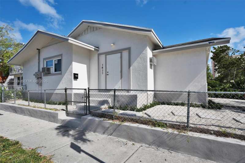 244 SW 14th Ave, Miami FL 33135