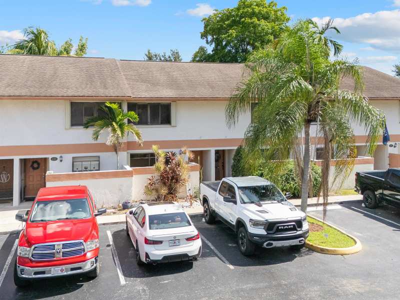 4206 SW 70TH Terrace # 4206, Davie FL 33314