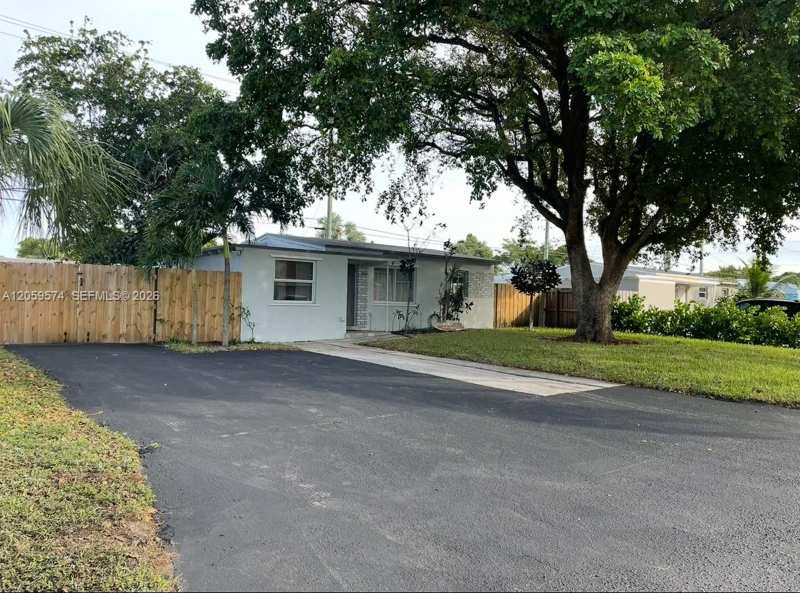 2616 NE 12th Ter, Pompano Beach FL 33064