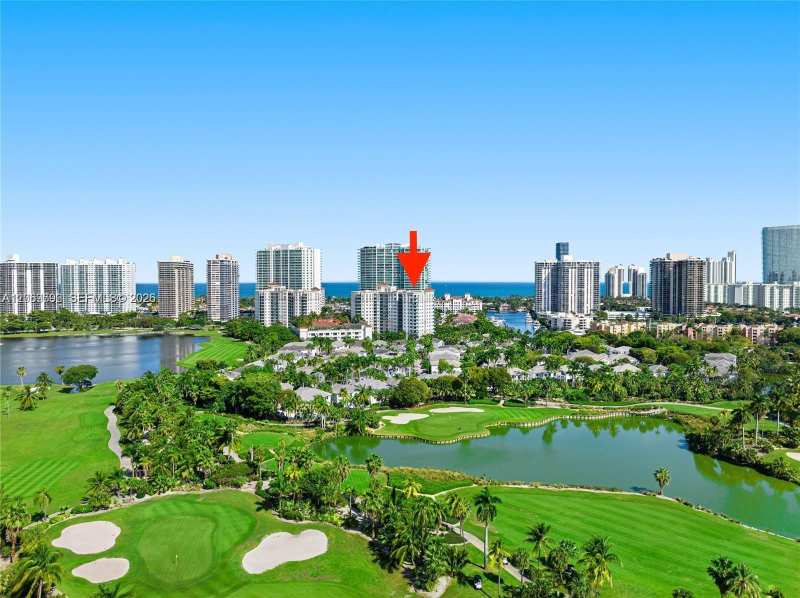 19900 E Country Club Dr # 310, Aventura FL 33180