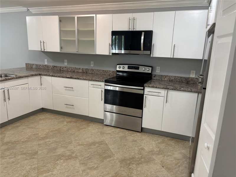 9876 NW 35th St # 9876, Coral Springs FL 33065