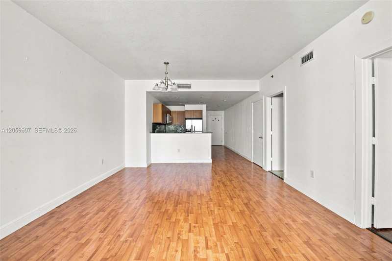 1060 Brickell Avenue # 2315, Miami FL 33131