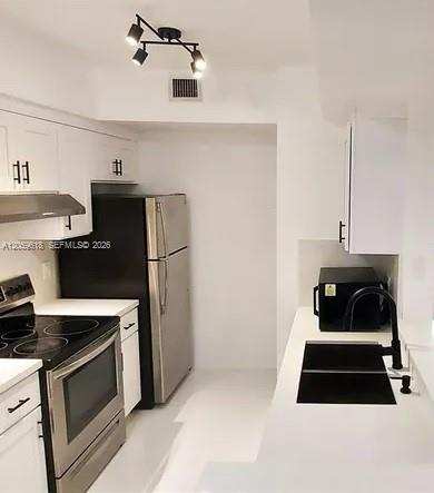 2452 Centergate Dr # 104, Miramar FL 33025