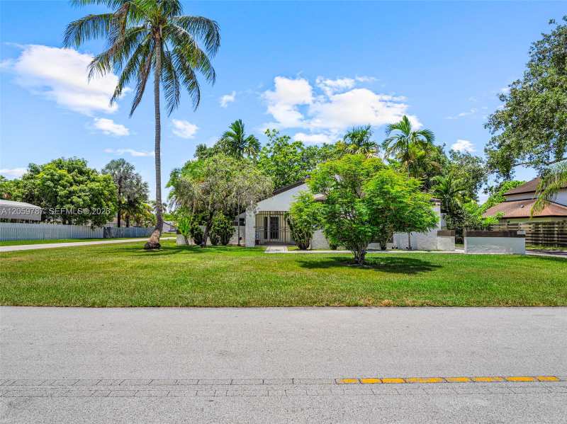 15491 SW 153rd St, Miami FL 33187