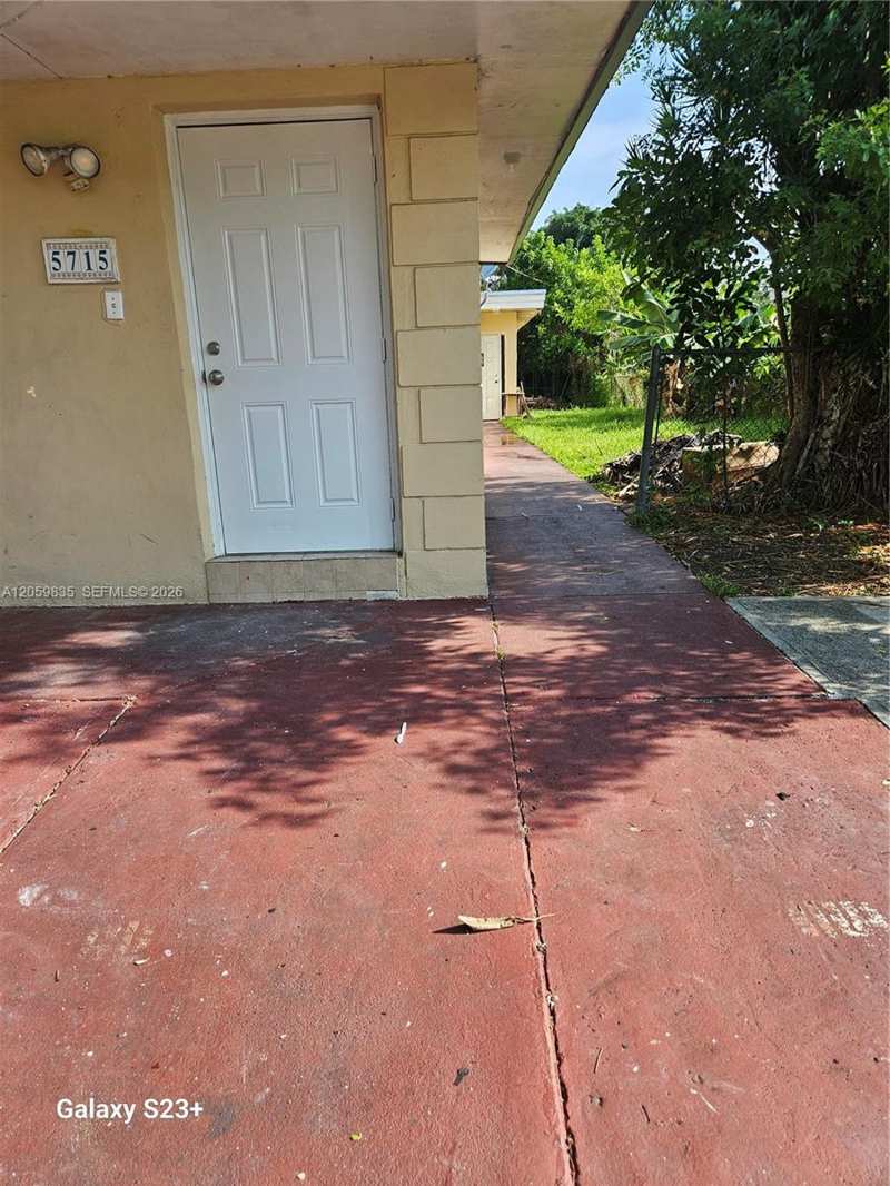 5715 Hayes St # 5715, Hollywood FL 33021