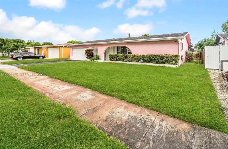 3317 Garnet Rd, Miramar FL 33025