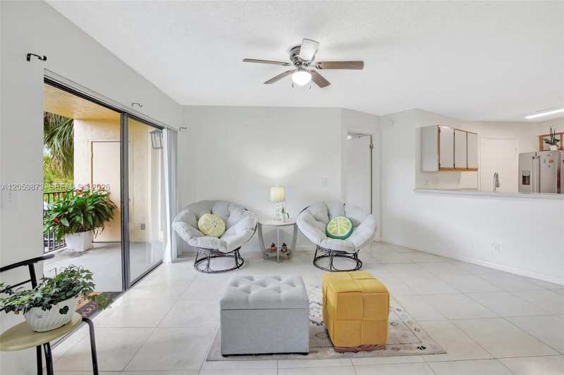9999 Summerbreeze Dr # 808, Sunrise FL 33322