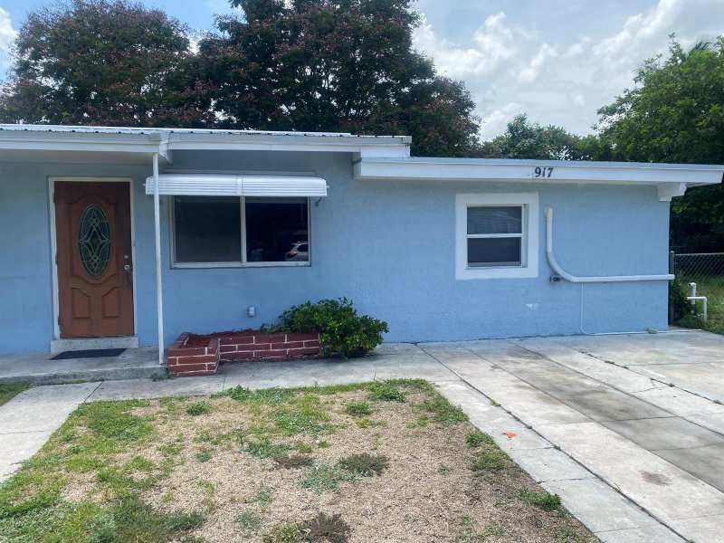 917 S Ridge Street, Lake Worth FL 33460