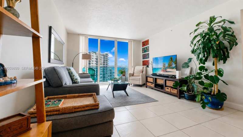 3001 S Ocean Dr # 947, Hollywood FL 33019