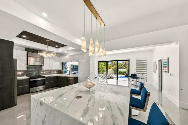 3933 Washington Street, Hollywood FL 33021