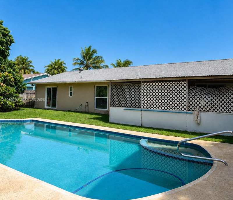 6221 SW 4th St, Margate FL 33068