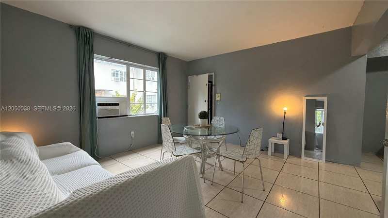650 84th St # 35, Miami Beach FL 33141