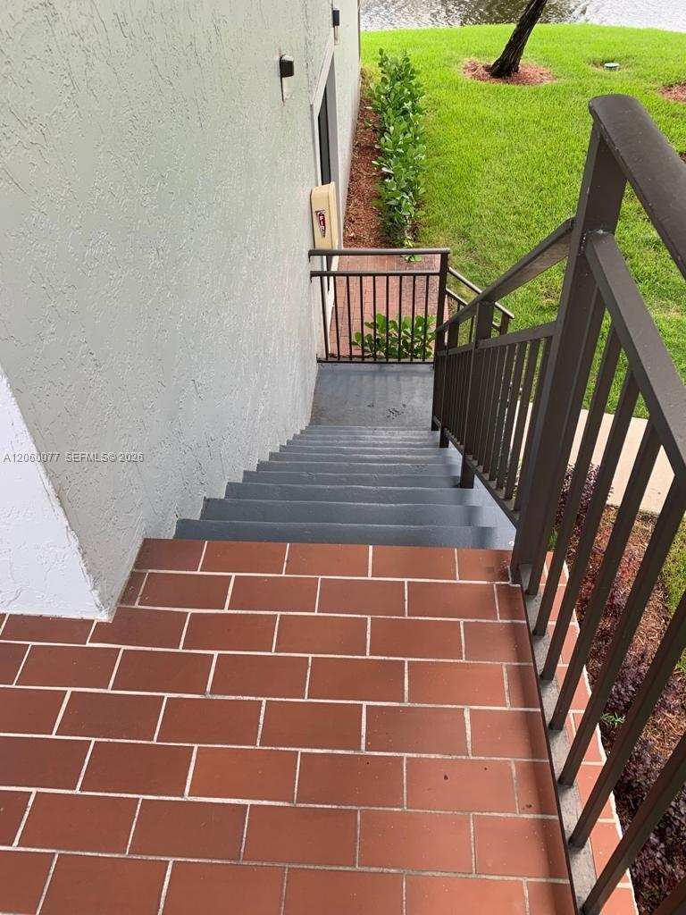16581 Blatt Blvd # 206, Weston FL 33326