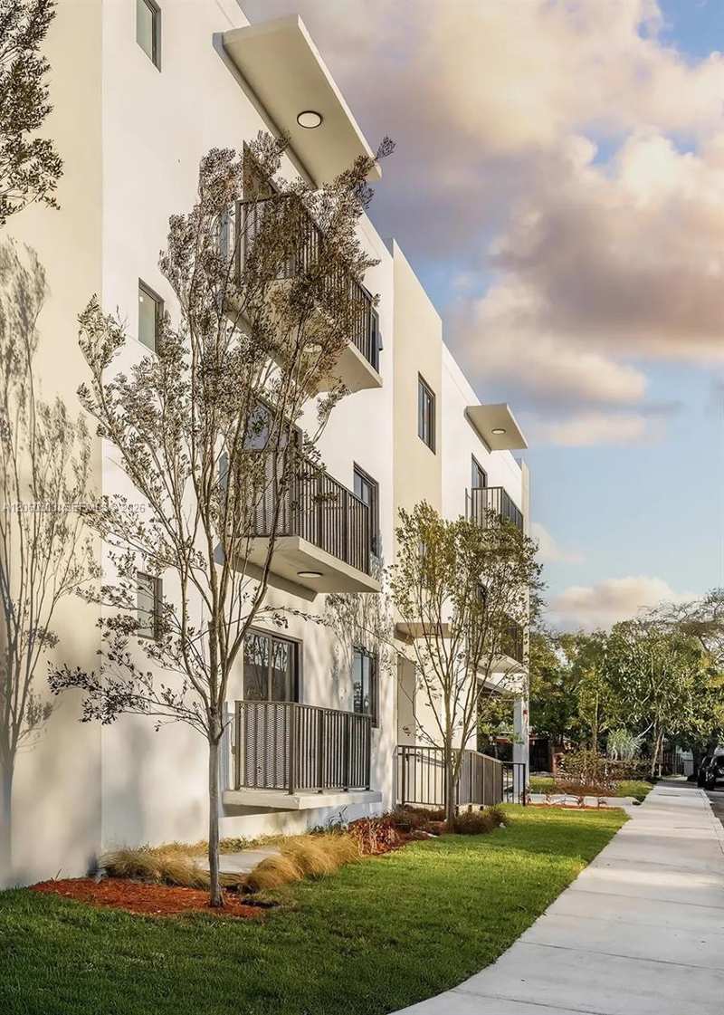 5423 NE MIAMI CT # 7, Miami FL 33137