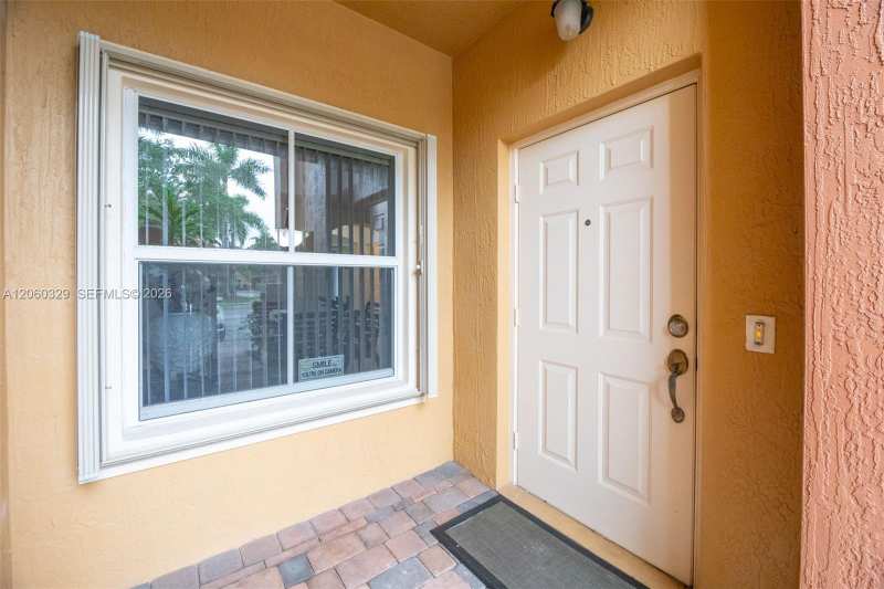 806 SW 143rd Ter, Pembroke Pines FL 33027