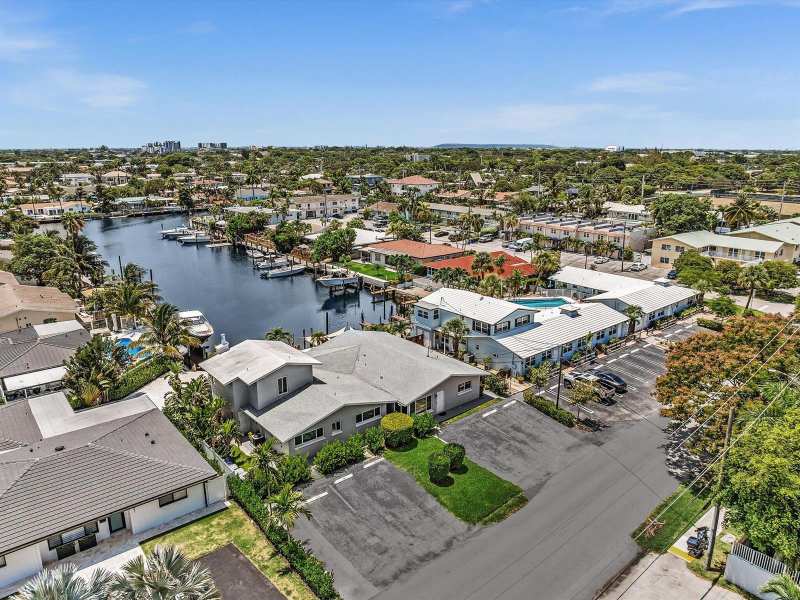 461 SE 19th Avenue # 1, Pompano Beach FL 33060